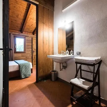 Tenuta Torre Di Pian Castagno Farm stay *